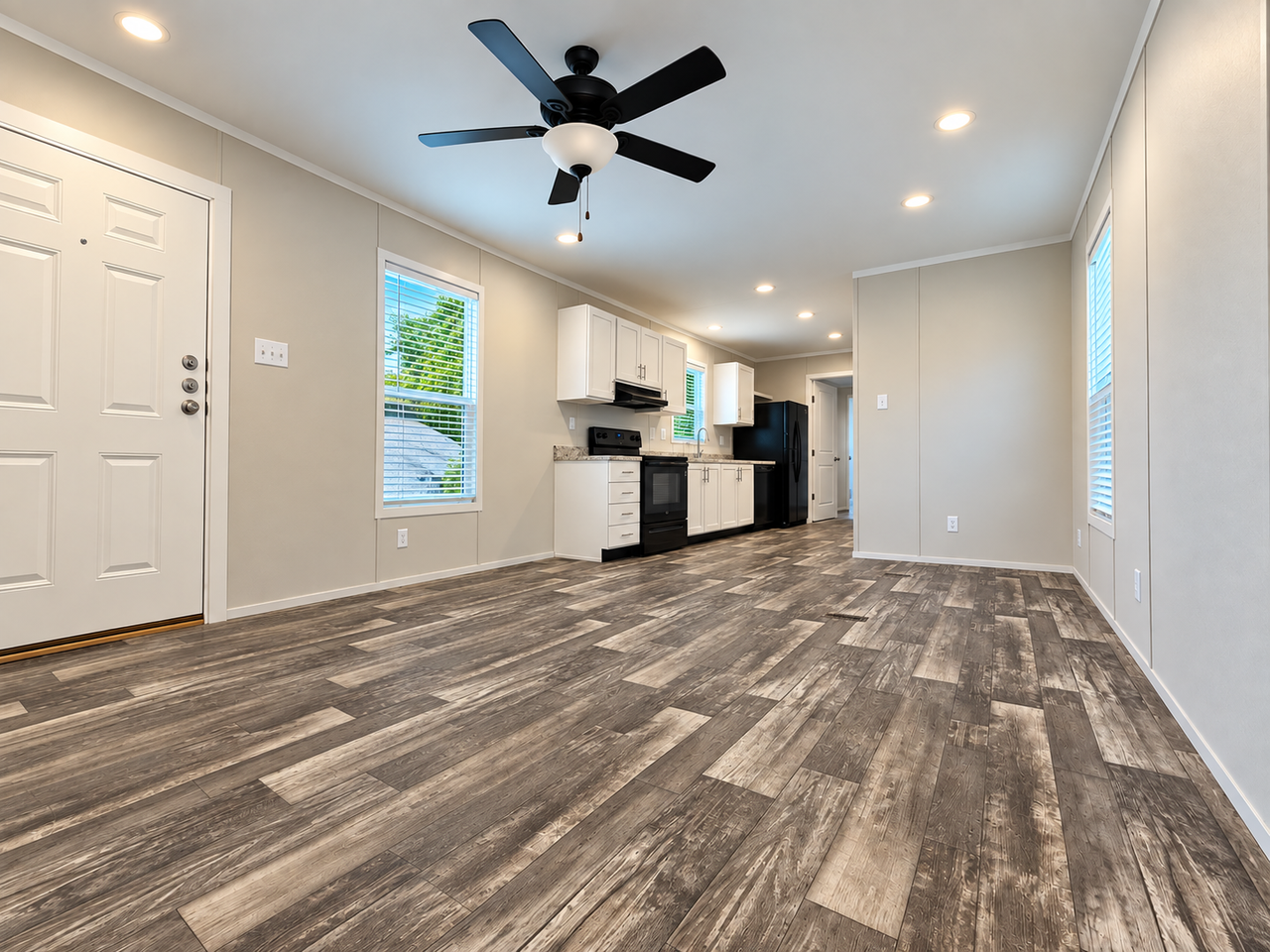 709 N Collins Fwy #33 - Photo 3 of 22