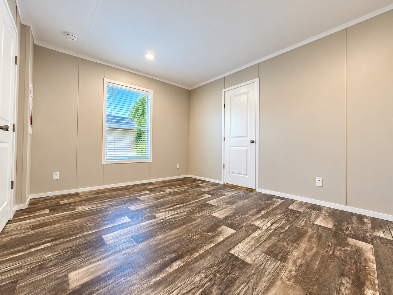 709 N Collins Fwy #33 - Photo 7 of 22