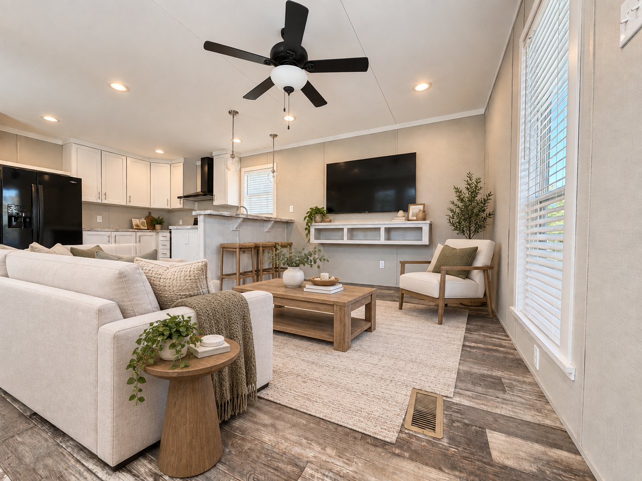709 N Collins Fwy #38 - Photo 3 of 25