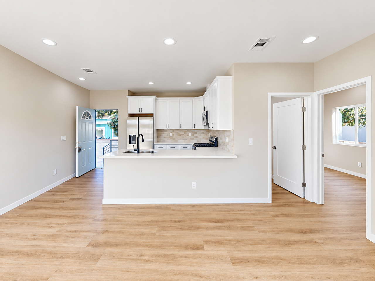 6273 Stewart St - Photo 4 of 17