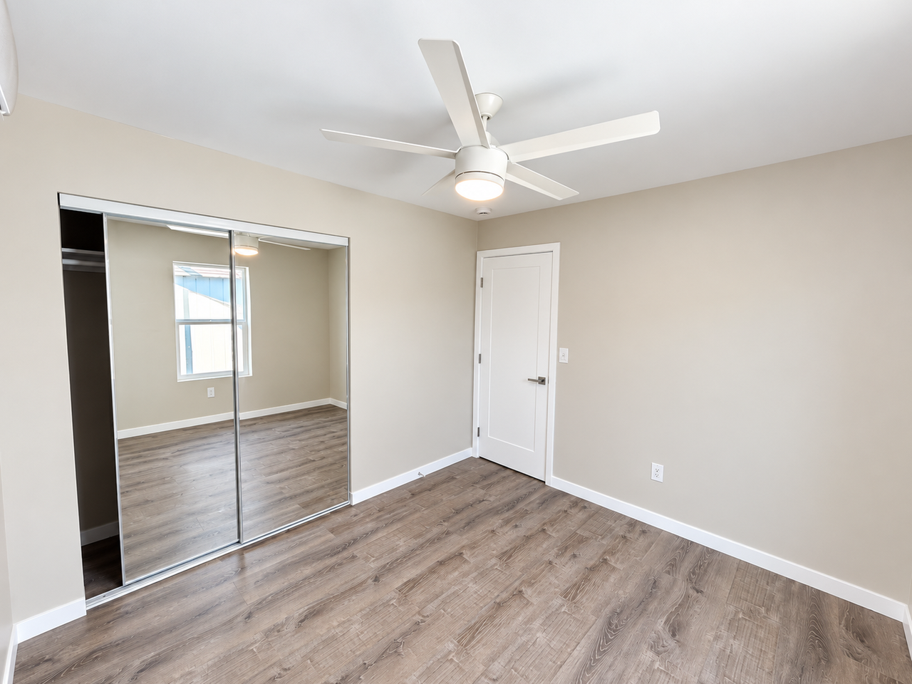 5235 Gary St - Photo 5 of 16