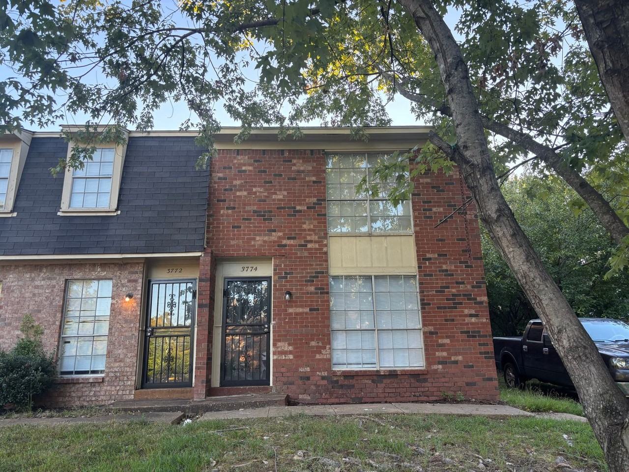 3774 Hyacinth Dr - Photo 2 of 47