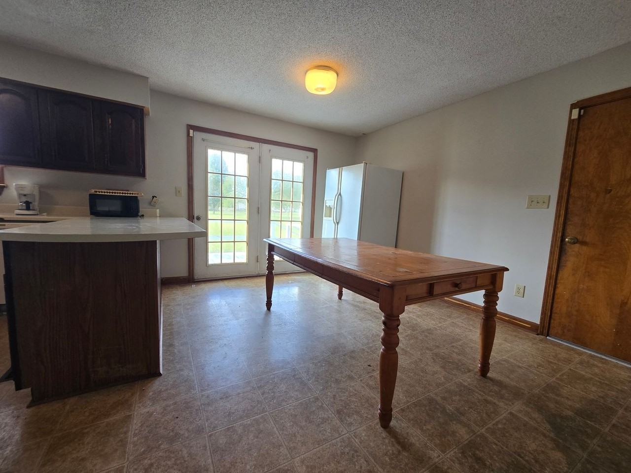1124 1124 Chesnut Drive - Photo 5 of 7
