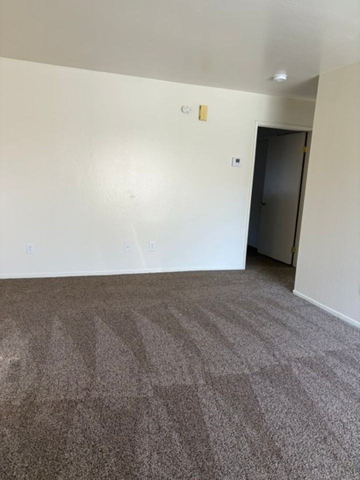 8127 Whitewater Dr #1 - Photo 4 of 10