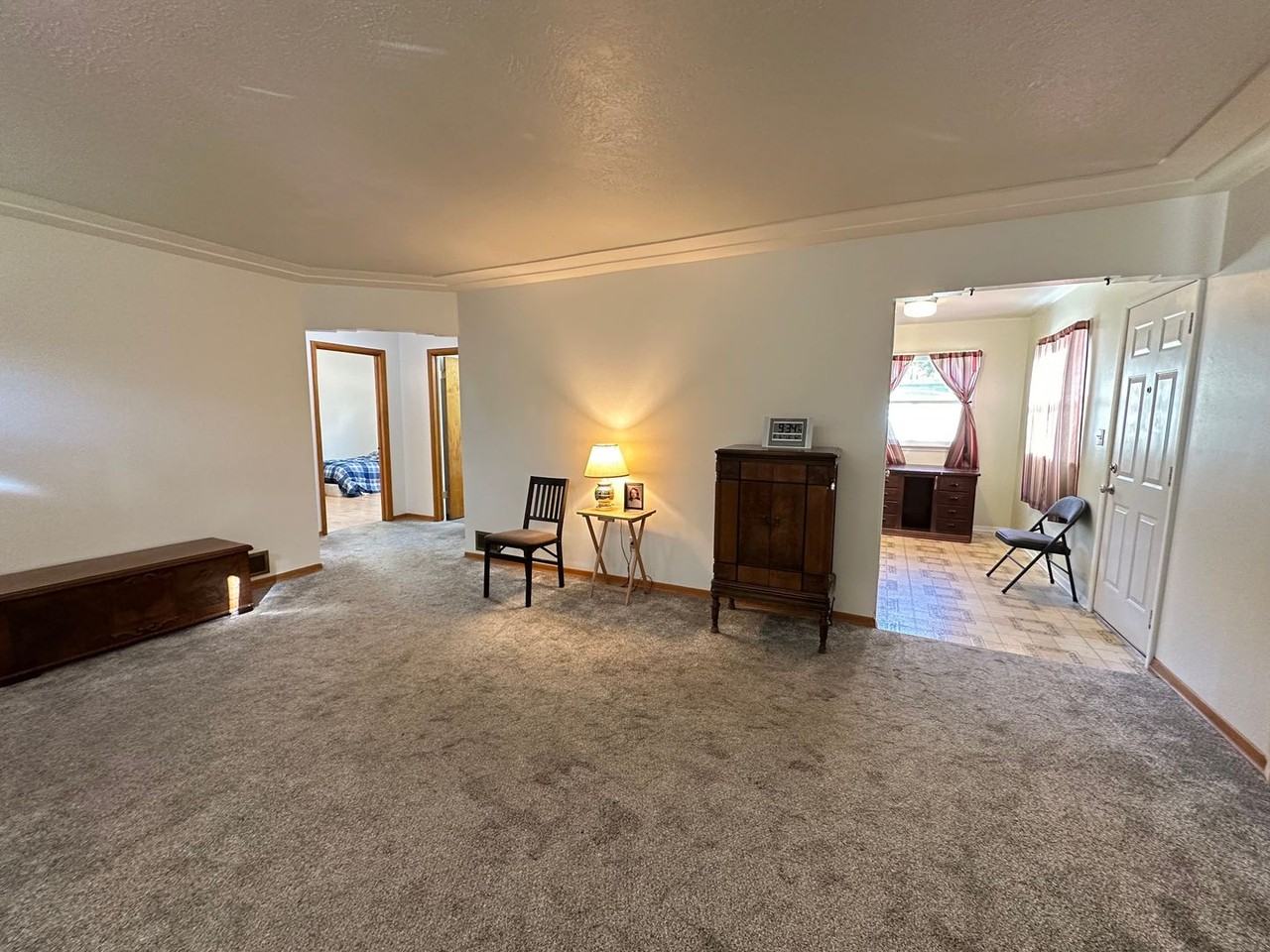 4117 E Frederick Ave - Photo 4 of 21