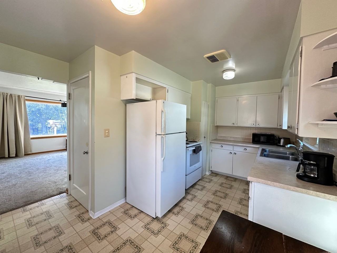 4117 E Frederick Ave - Photo 5 of 21