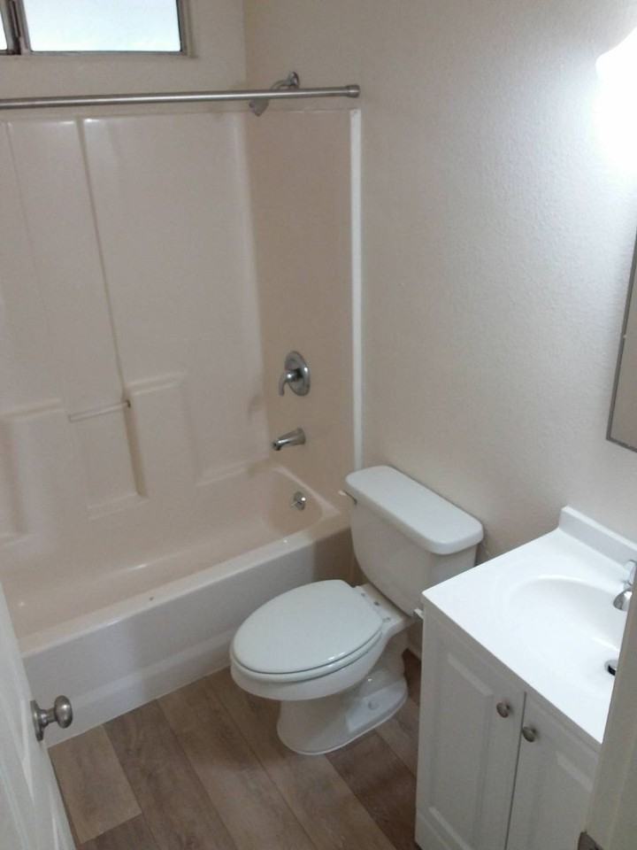 812 Los Reyes Ave - Photo 5 of 13