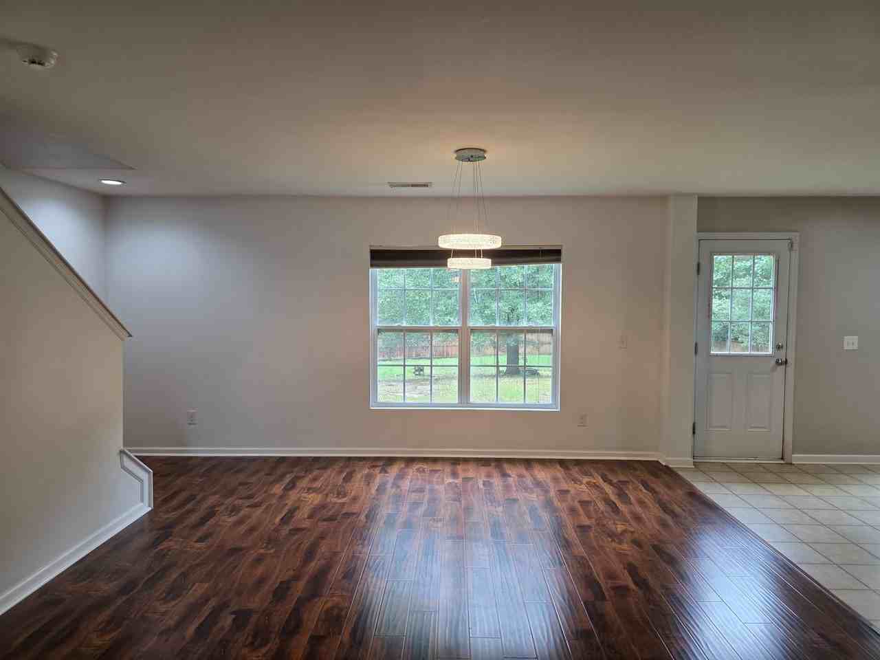 318 Southwilde Way - Photo 5 of 25