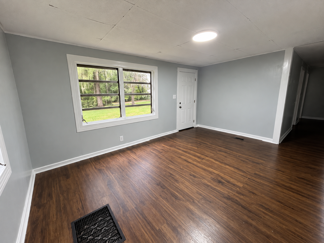 37240 Tilly Ln - Photo 3 of 14