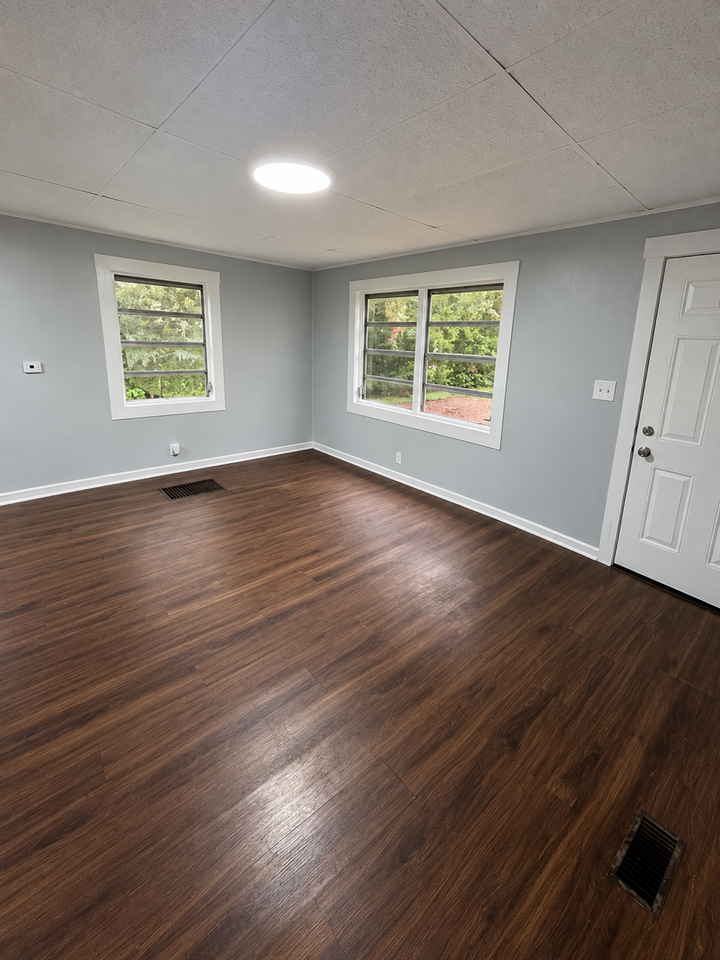 37240 Tilly Ln - Photo 4 of 14