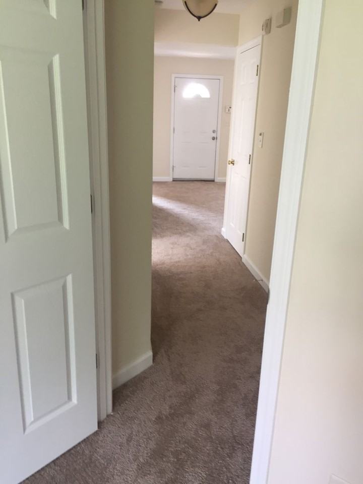 905 S Long St - Photo 5 of 15