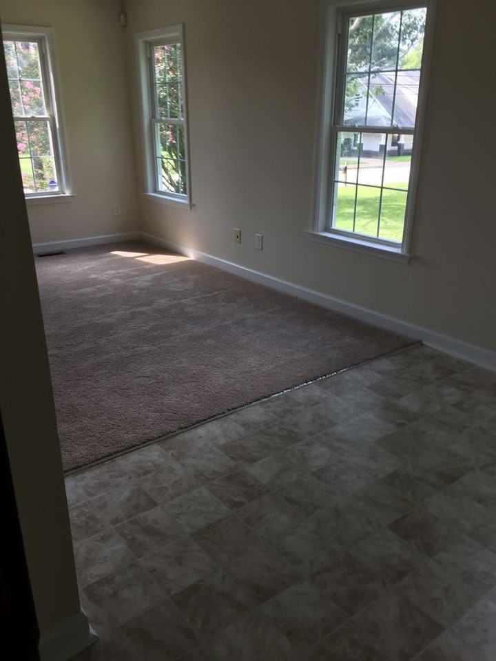 905 S Long St - Photo 4 of 14