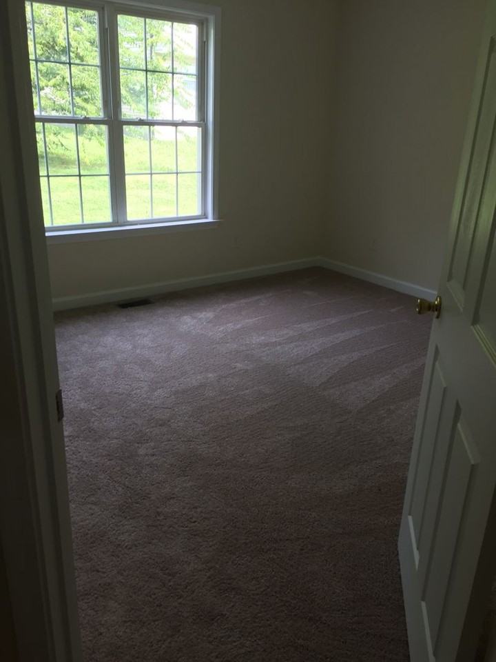905 S Long St - Photo 5 of 14