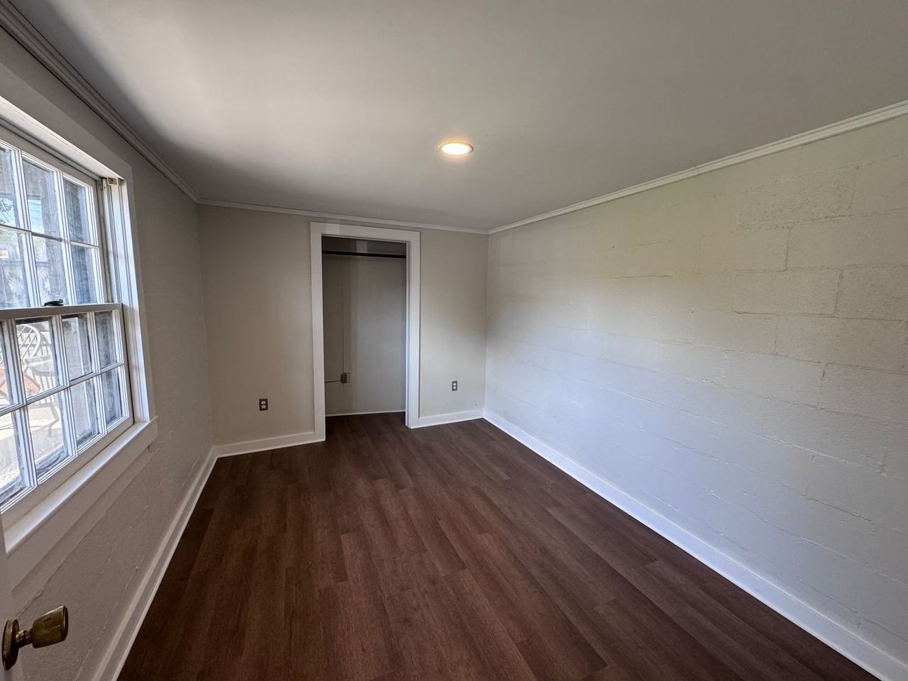 904 Coldwater Rd #6 - Photo 5 of 11
