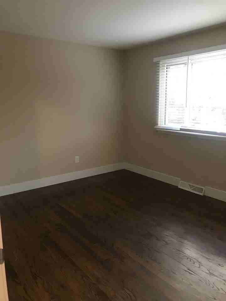 2315 Ida Dr - Photo 6 of 13