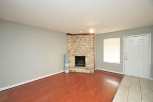 126 ROXAN - Photo 1 of 1