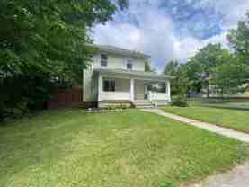 902 Nuttman Ave - Photo 1 of 1