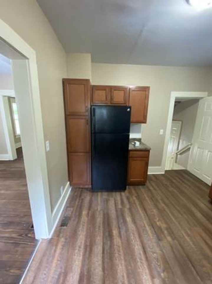 902 Nuttman Ave - Photo 7 of 15