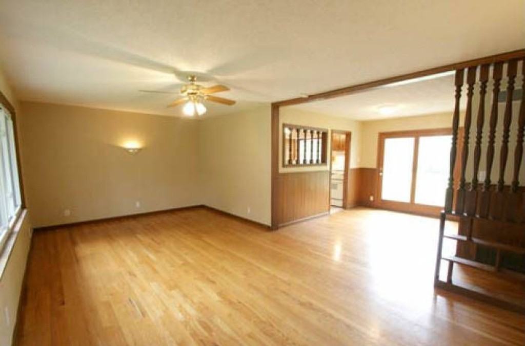 10212 E 68th Ter - Photo 4 of 7