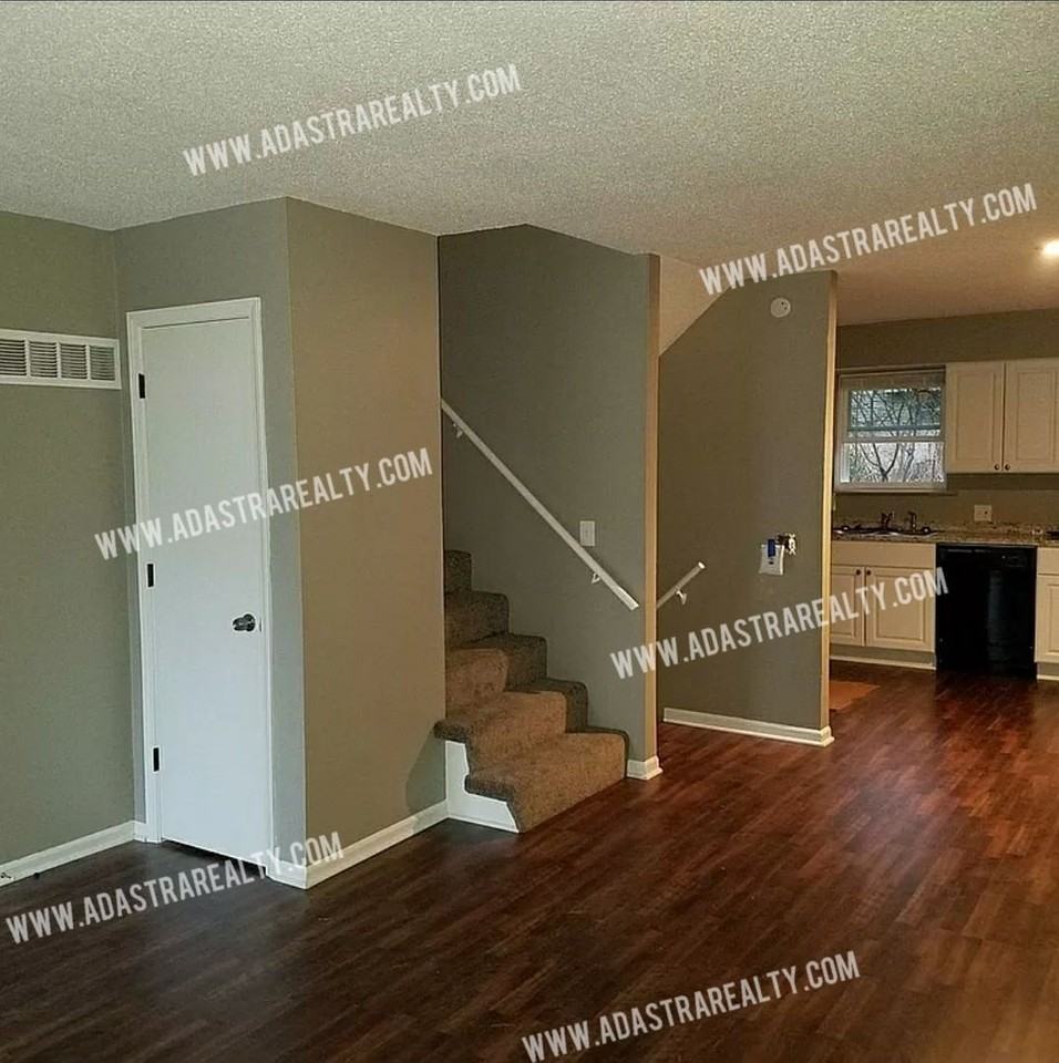 1516 E Elizabeth St - Photo 3 of 17