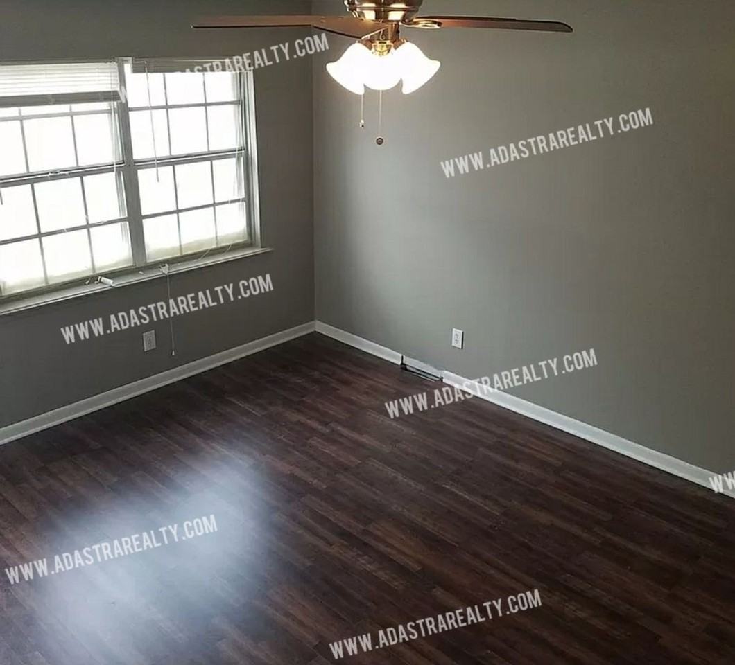 1516 E Elizabeth St - Photo 4 of 17