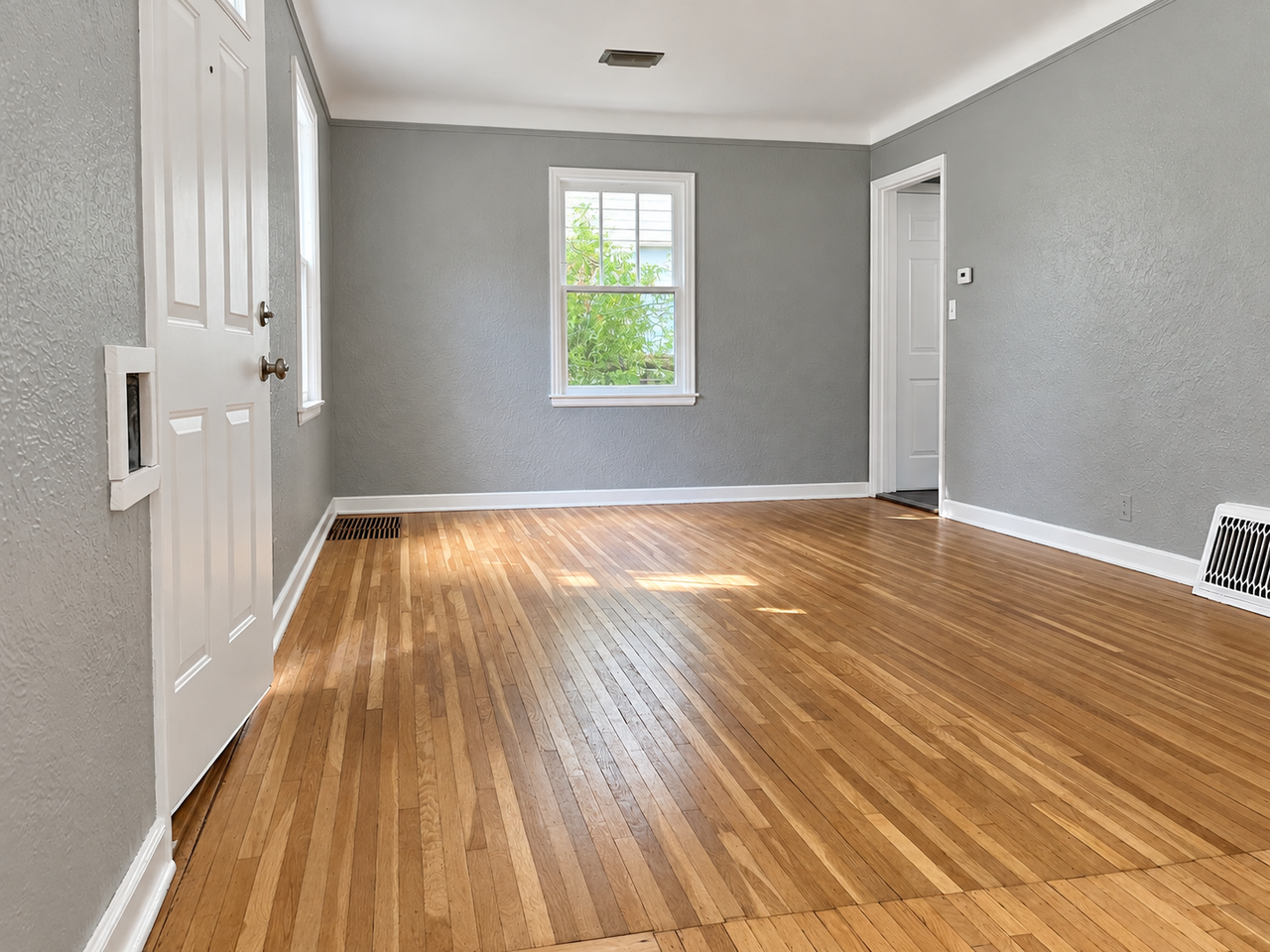 3743 Newton Ave N - Photo 3 of 6