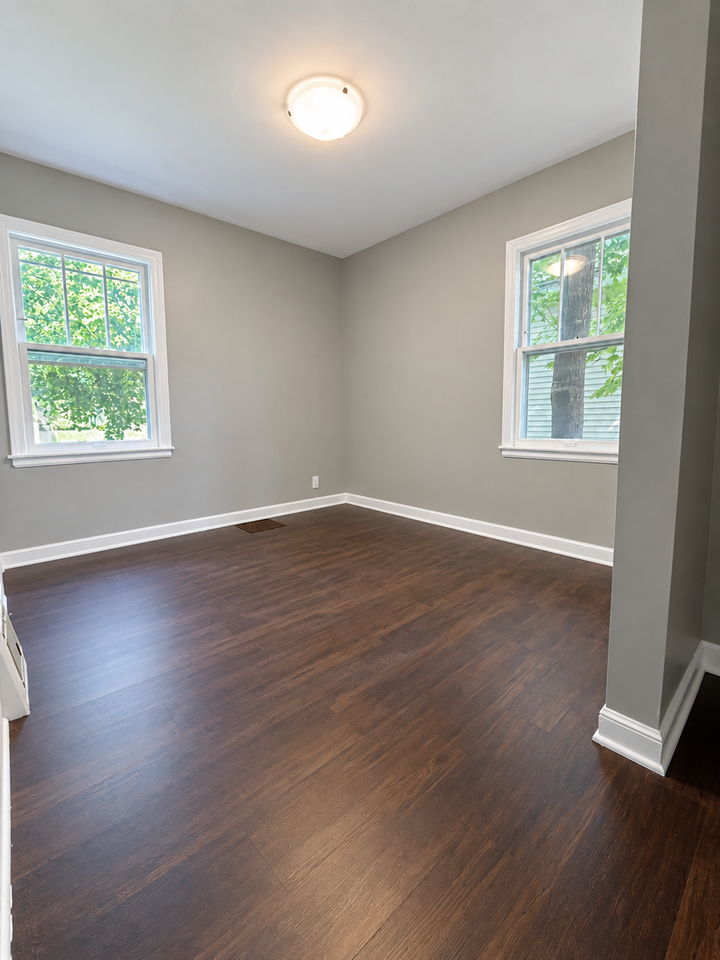 3743 Newton Ave N - Photo 5 of 6