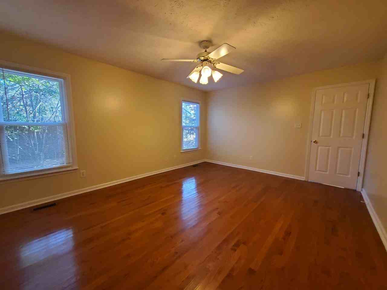 5313 Pringle Way - Photo 7 of 18