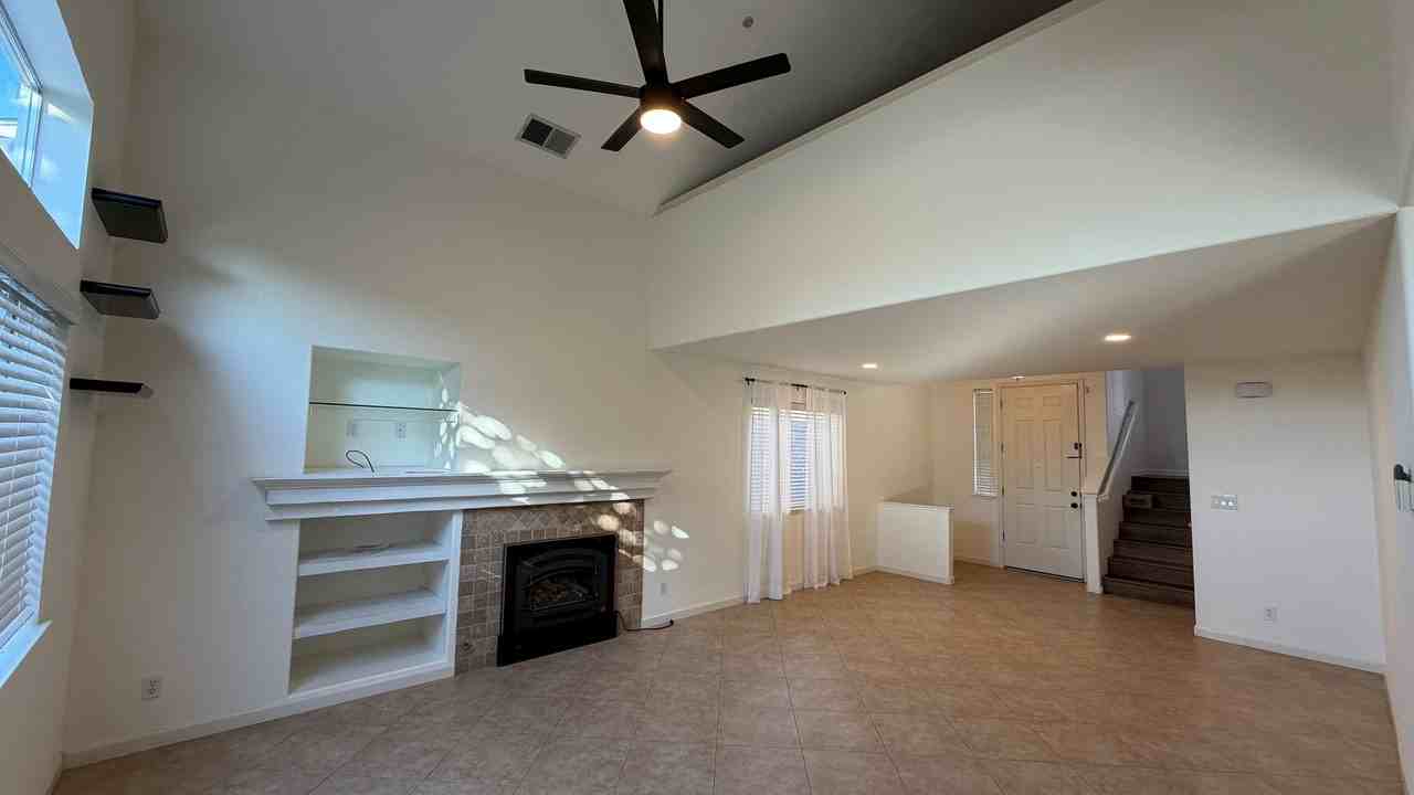 8037 Mason Dr - Photo 7 of 34