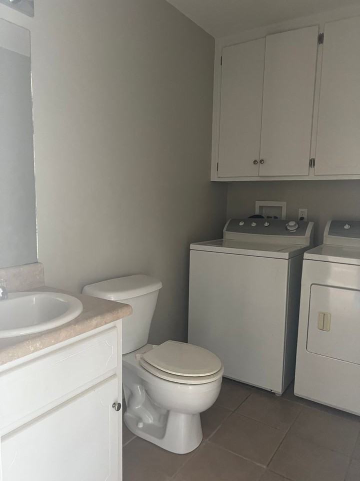 223 Wakefield Way - Photo 7 of 17