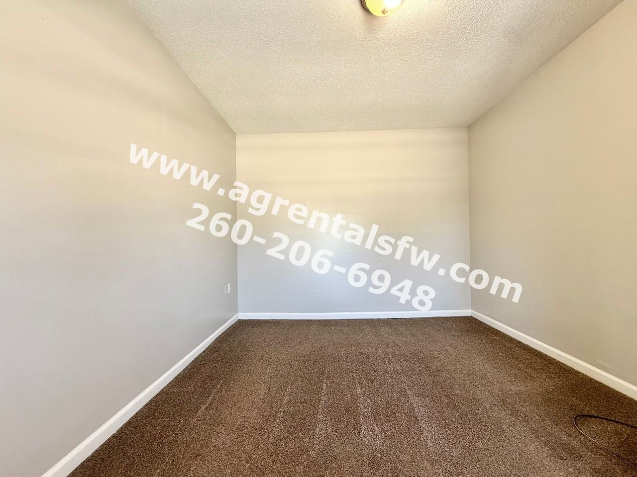 3232 Barr St - Photo 4 of 13