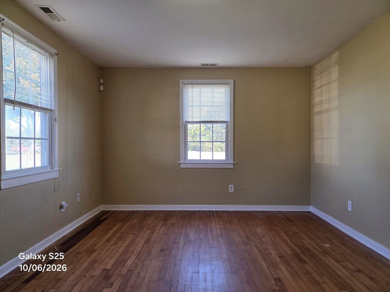 4507 Millenbeck Rd - Photo 2 of 22