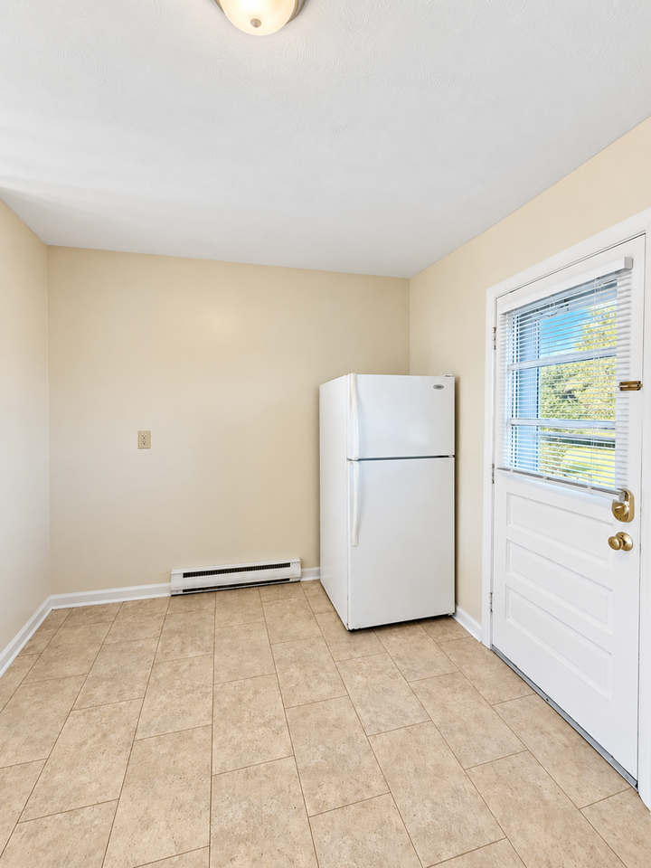 70 Pleasant Hill Rd - Photo 3 of 8