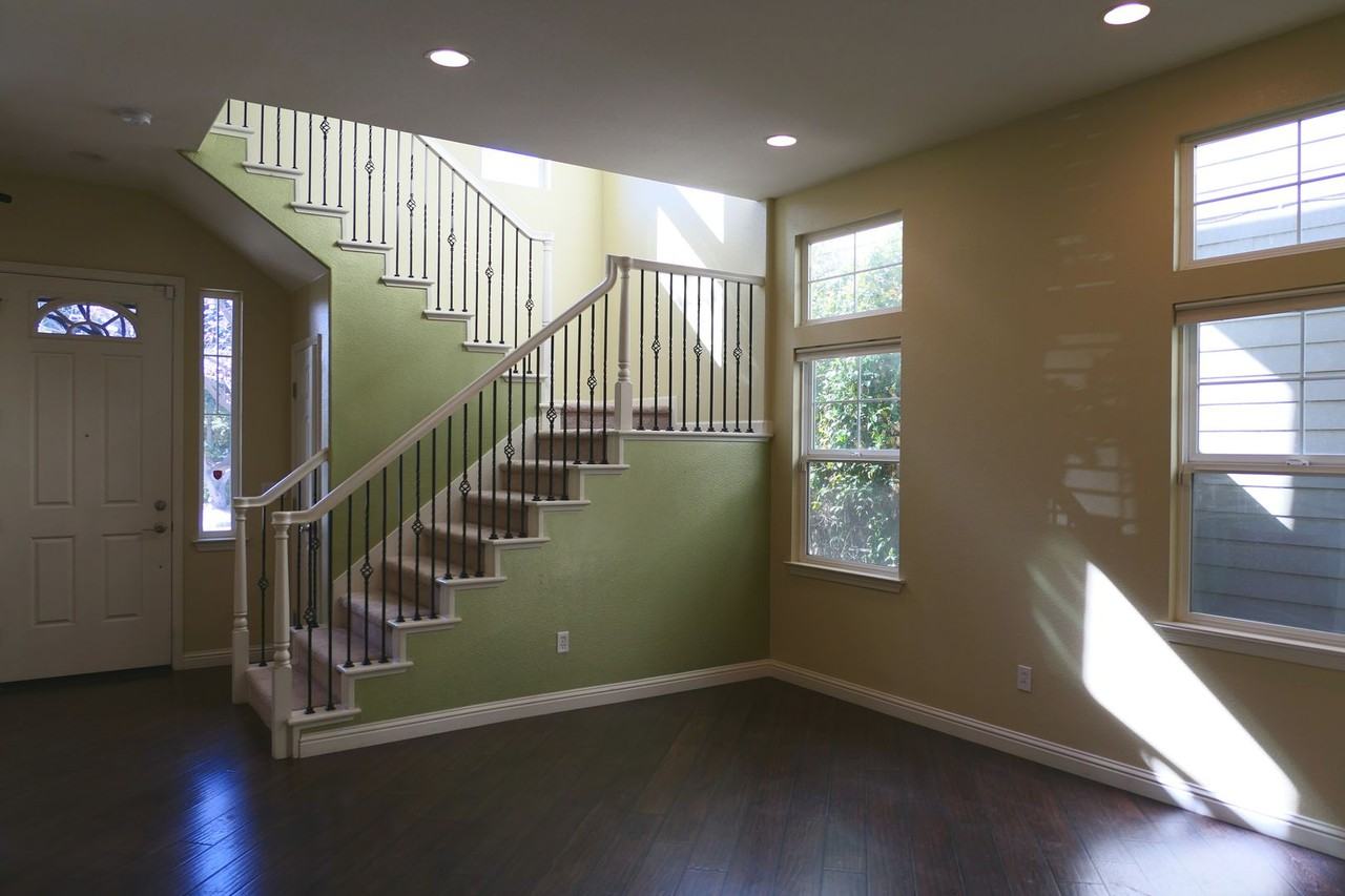 760 S 12th St - Photo 5 of 23