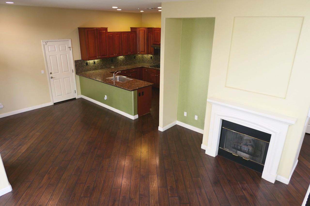 760 S 12th St - Photo 6 of 23