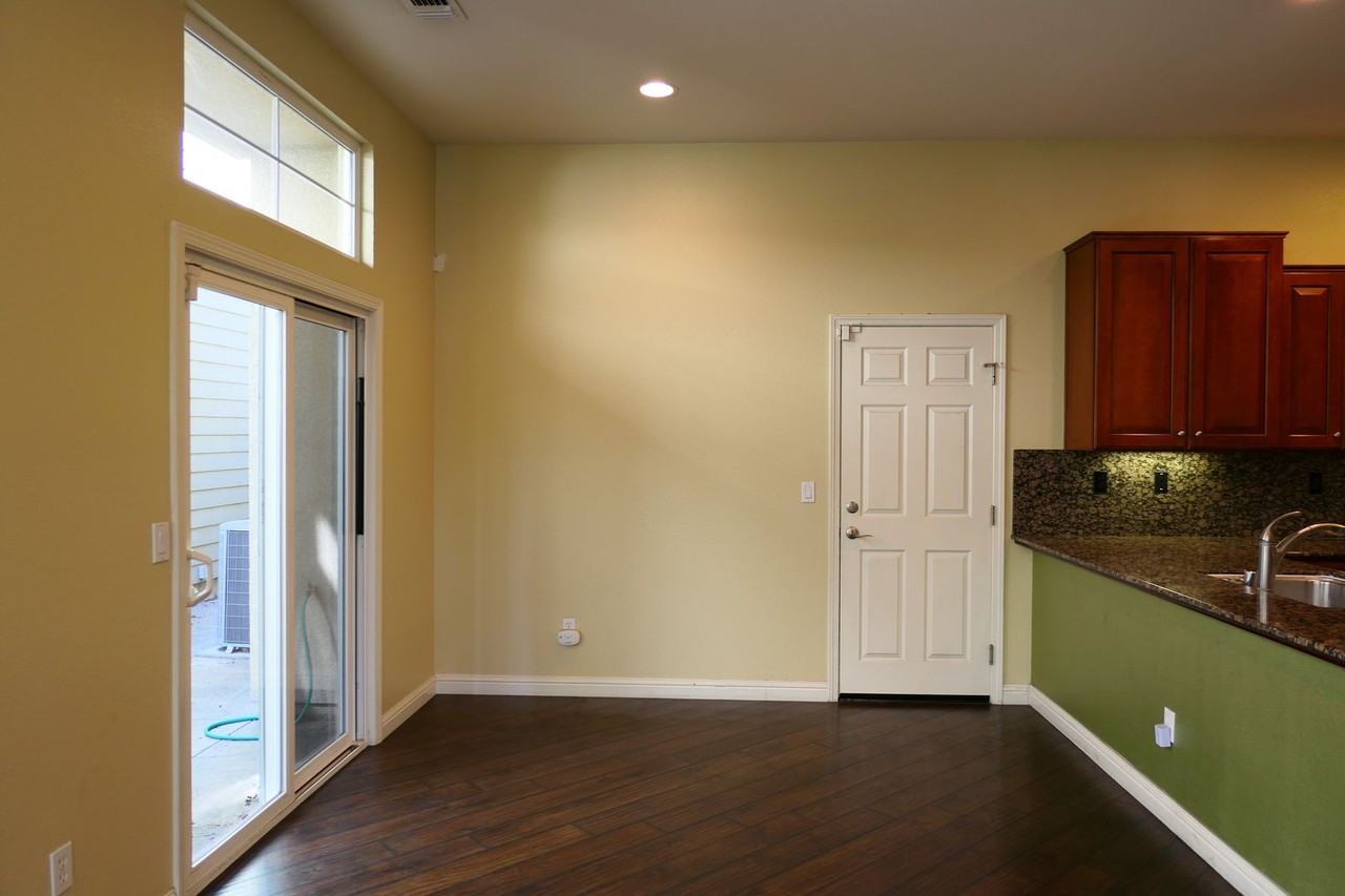 760 S 12th St - Photo 7 of 23