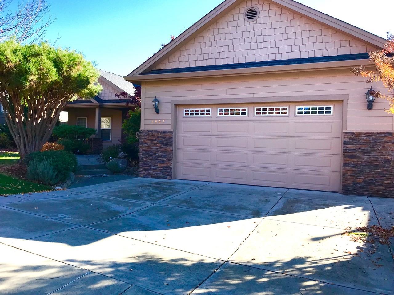 3907 Fieldbrook Ave - Photo 2 of 19
