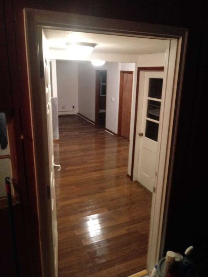 1504 Summit St - Photo 2 of 8