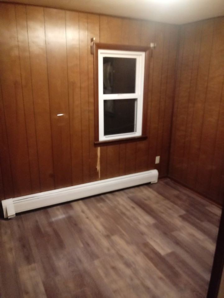 1504 Summit St - Photo 6 of 8