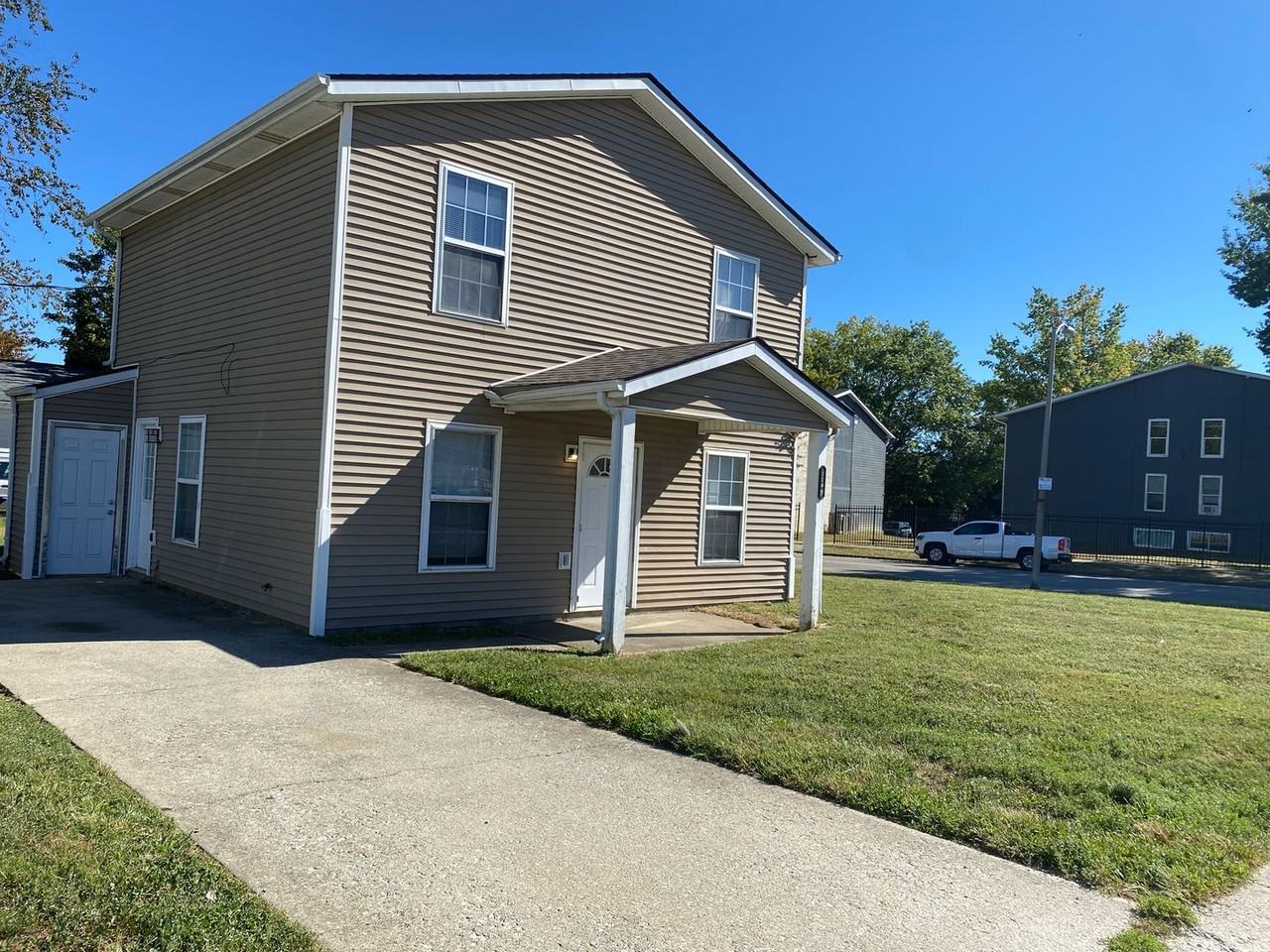 1199 Winburn Dr - Photo 2 of 24