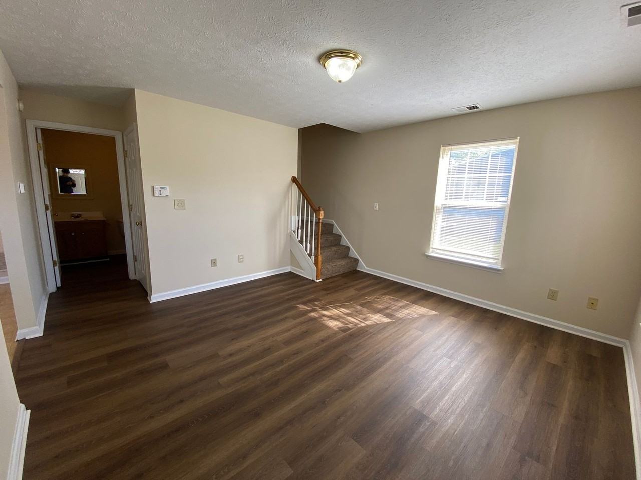 1199 Winburn Dr - Photo 3 of 24
