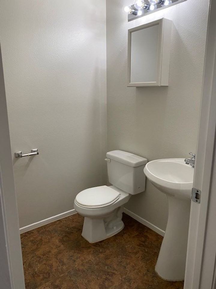 2616 Galisteo St - Photo 4 of 15