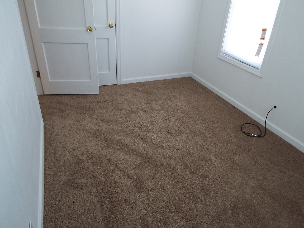 1001 S Mechanic St - Photo 7 of 8