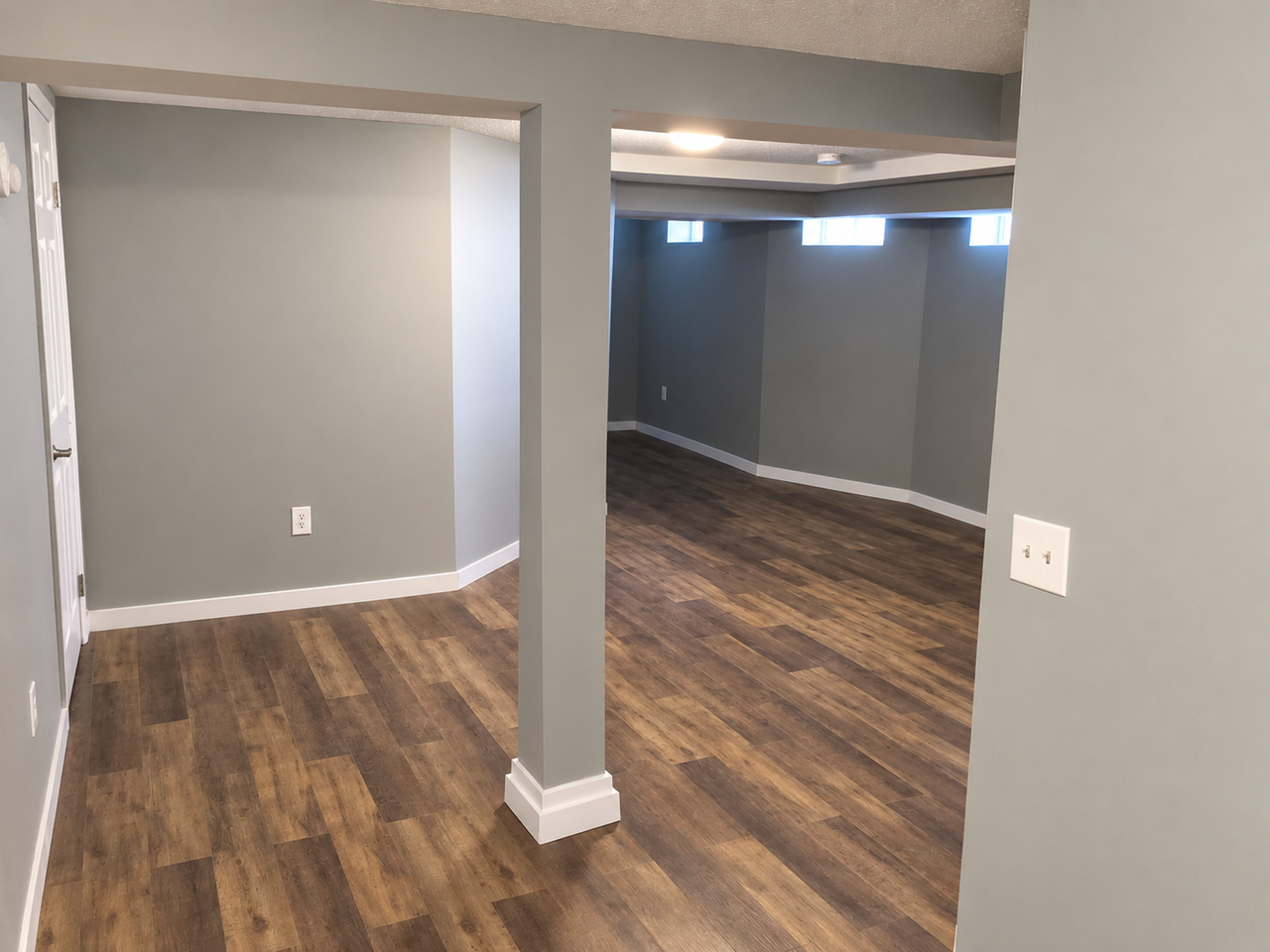 2959 Bryant Ave N - Photo 6 of 7