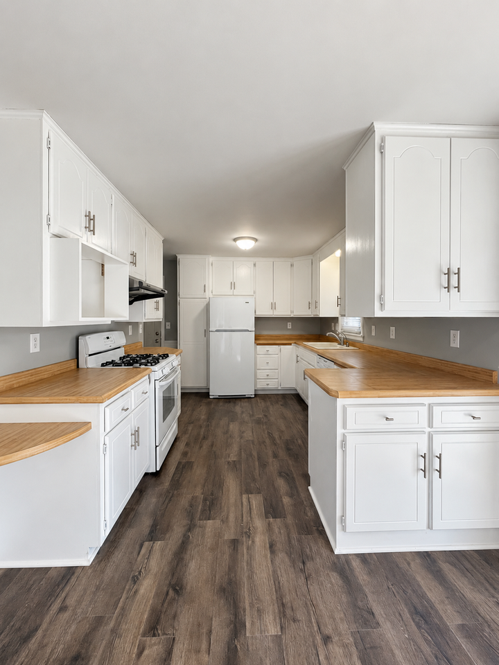 505 W 70th St - Photo 2 of 17