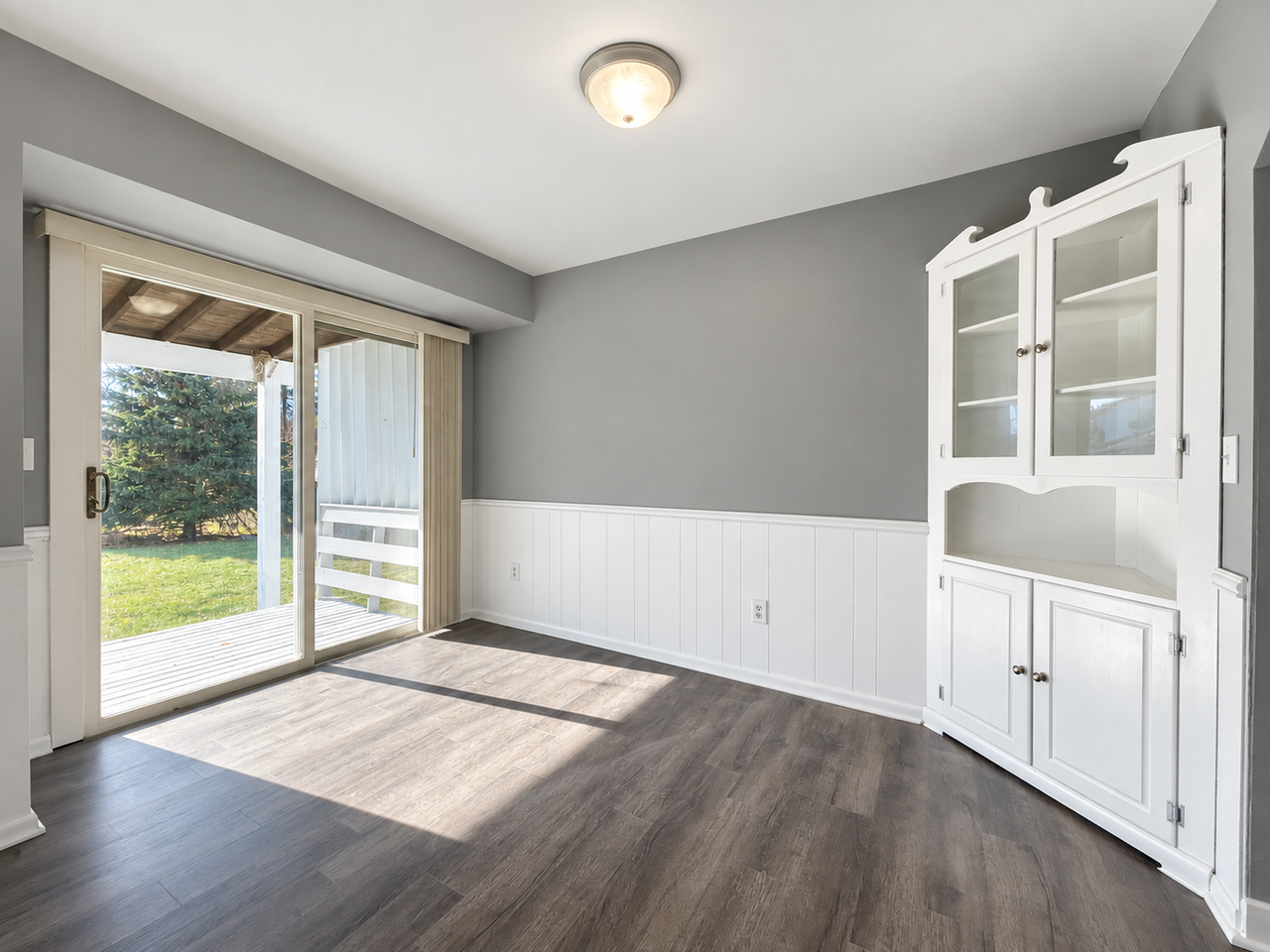 505 W 70th St - Photo 5 of 17