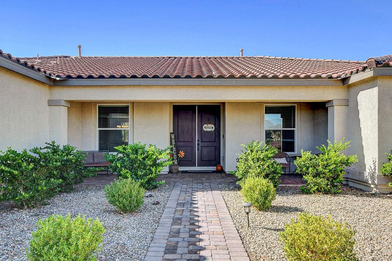 8621 Hickam Ave - Photo 4 of 50