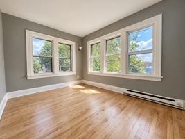 featured image of 3326 Fremont Ave N