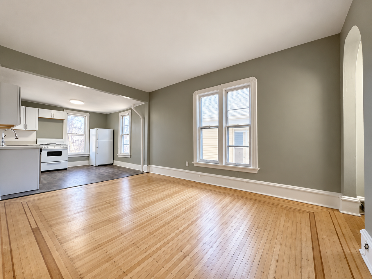 2711 Aldrich Ave S #2 - Photo 2 of 9