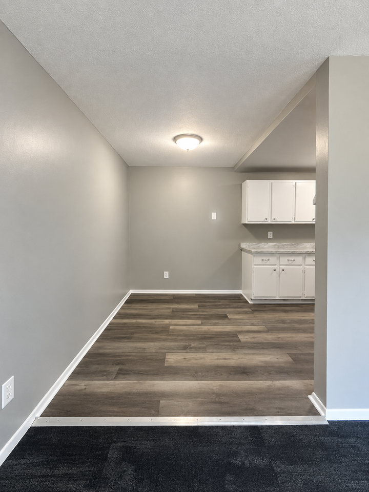3753 Girard Ave N - Photo 7 of 35